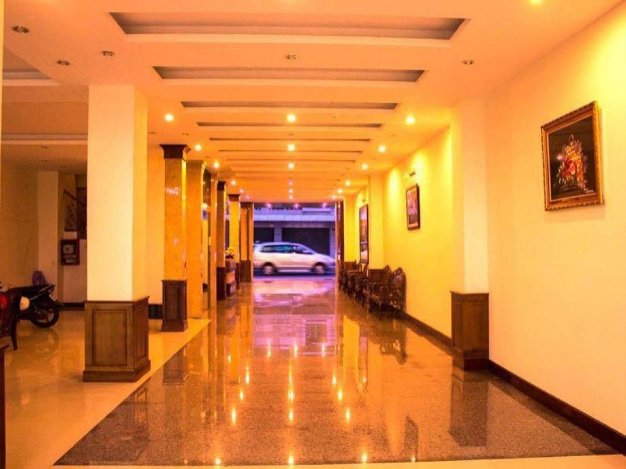 Sen Vang Hotel Đà Lạt Exterior foto